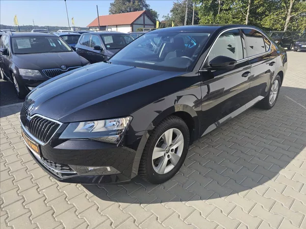 Škoda Superb III 1,4 TSi 110KW Ambition+ - foto 3