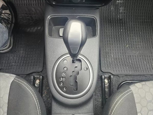 Suzuki SX4 1,6 VVTI 88KW STYLE AUTOMAT - foto 20