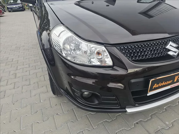 Suzuki SX4 1,6 VVTI 88KW STYLE AUTOMAT - foto 39