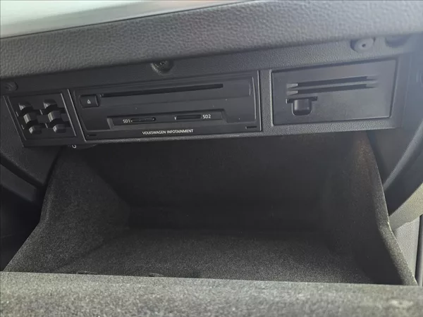Volkswagen Golf VII 1,4TSi 92KW CUP NAVI - foto 34