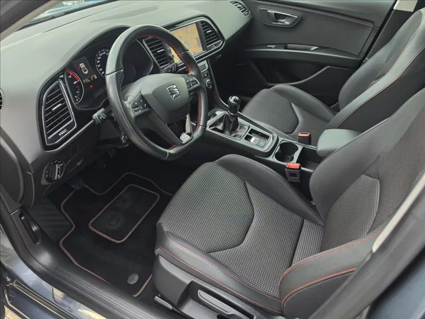 Seat Leon 1,4 TSi 92KW FR LED NAVI KŮŽE - foto 11