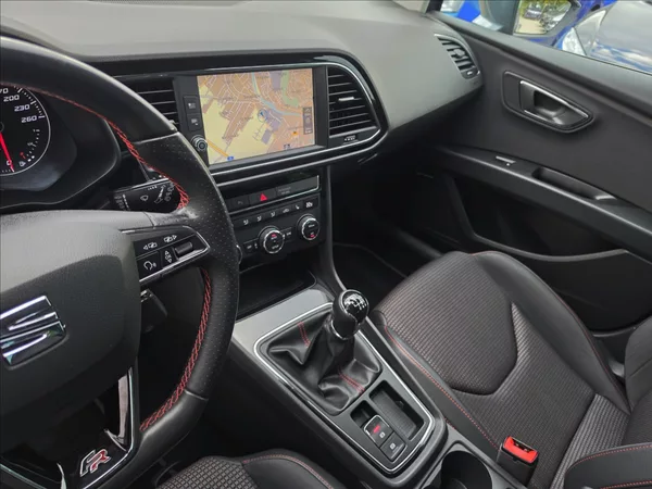 Seat Leon 1,4 TSi 92KW FR LED NAVI KŮŽE - foto 13