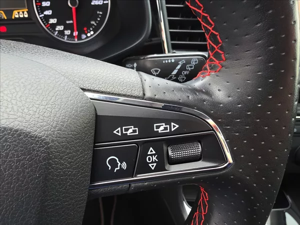 Seat Leon 1,4 TSi 92KW FR LED NAVI KŮŽE - foto 18