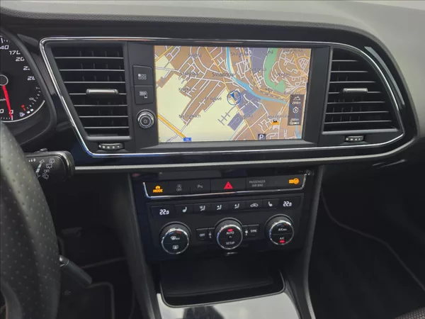 Seat Leon 1,4 TSi 92KW FR LED NAVI KŮŽE - foto 19