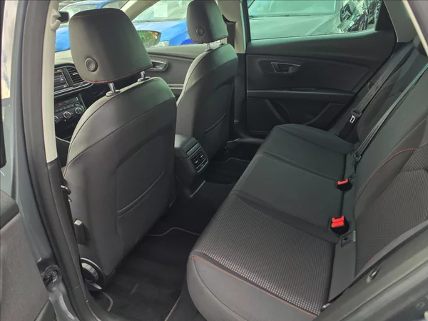 Seat Leon 1,4 TSi 92KW FR LED NAVI KŮŽE - foto 29