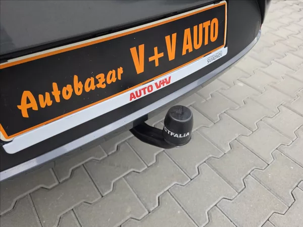 Seat Leon 1,4 TSi 92KW FR LED NAVI KŮŽE - foto 34