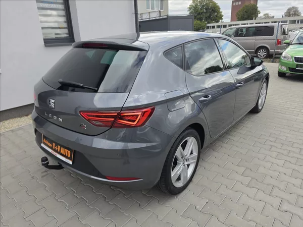 Seat Leon 1,4 TSi 92KW FR LED NAVI KŮŽE - foto 6