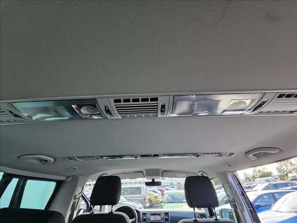 Volkswagen Multivan 2,0 TDi 110 KW Bully 7 míst TZ - foto 30