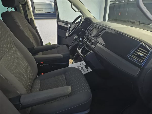Volkswagen Multivan 2,0 TDi 110 KW Bully 7 míst TZ - foto 34
