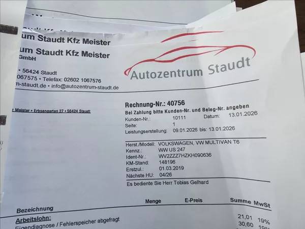 Volkswagen Multivan 2,0 TDi 110 KW Bully 7 míst TZ - foto 48