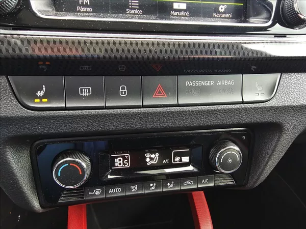 Škoda Fabia III 1,2TSi 81KW Monte Carlo - foto 20