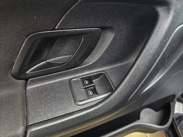 Škoda Fabia II 1,2 TSi 63KW Fresch ALU - foto 14