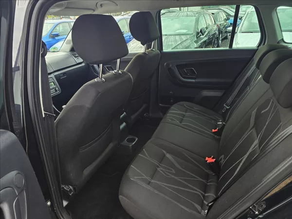 Škoda Fabia II 1,2 TSi 63KW Fresch ALU - foto 23