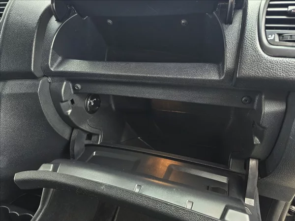 Škoda Fabia II 1,2 TSi 63KW Fresch ALU - foto 33