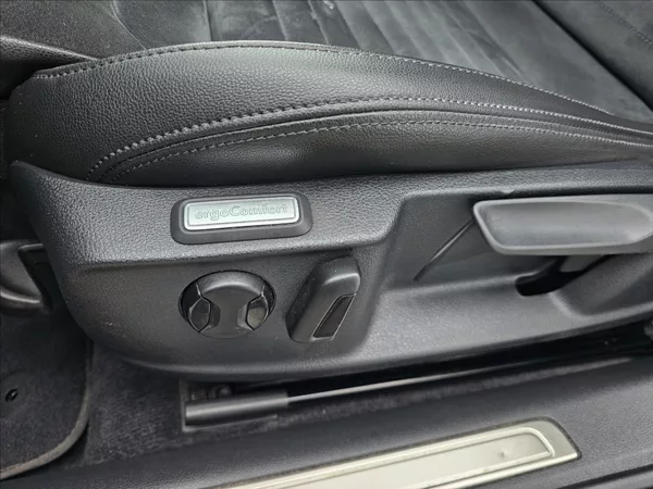Volkswagen Passat B8 2,0 TDi 110KW Highline - foto 15