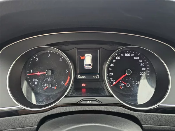 Volkswagen Passat B8 2,0 TDi 110KW Highline - foto 16