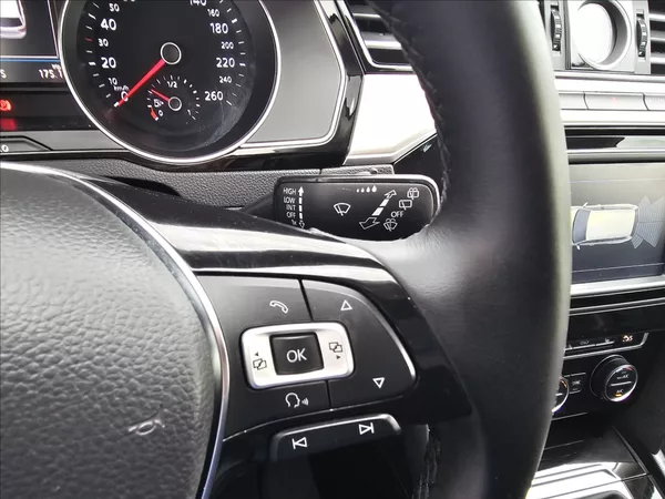 Volkswagen Passat B8 2,0 TDi 110KW Highline - foto 18