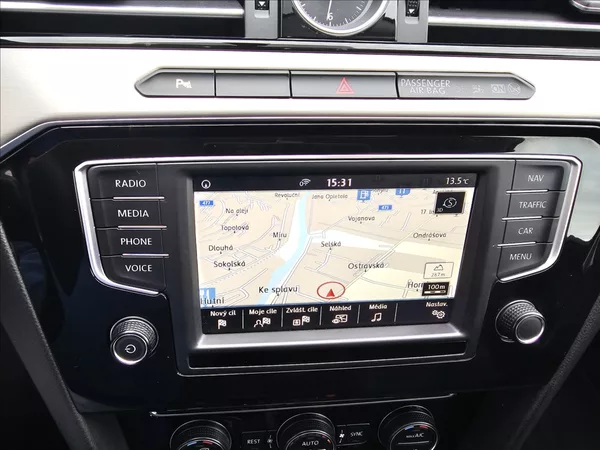 Volkswagen Passat B8 2,0 TDi 110KW Highline - foto 20