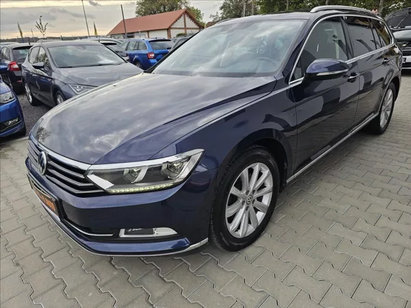 Volkswagen Passat B8 2,0 TDi 110KW Highline - foto 3