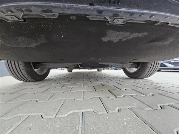 Volkswagen Passat B8 2,0 TDi 110KW Highline - foto 32