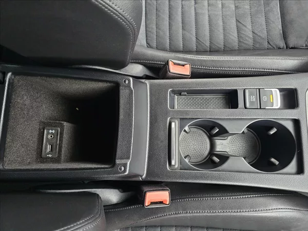 Volkswagen Passat B8 2,0 TDi 110KW Highline - foto 35