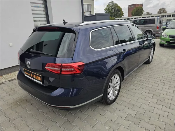 Volkswagen Passat B8 2,0 TDi 110KW Highline - foto 6