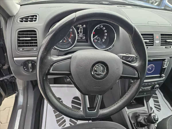 Škoda Yeti 1,4 TSi 90KW Adventure NAVI TZ - foto 12