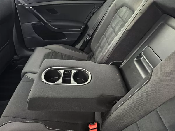 Volkswagen Golf VII 1,4 TSi Highline NAVI - foto 29