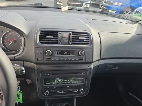 Škoda Fabia II 1,2TSi 63 KW Joy STK - foto 17