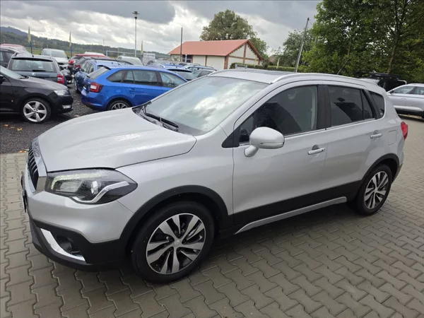 Suzuki SX4 S-Cross 1,4 Mild Hybrid AllGrip Premiu - foto 10