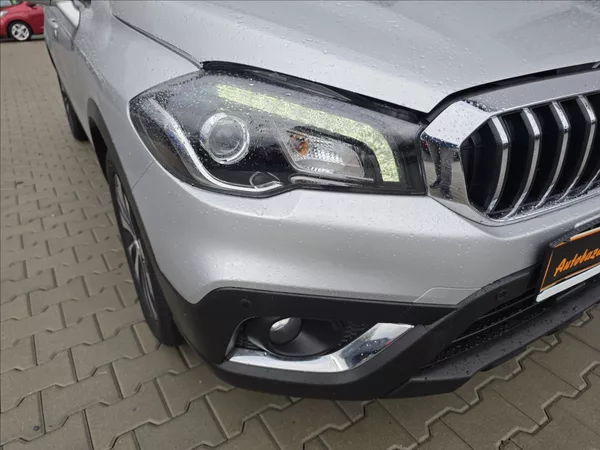 Suzuki SX4 S-Cross 1,4 Mild Hybrid AllGrip Premiu - foto 38