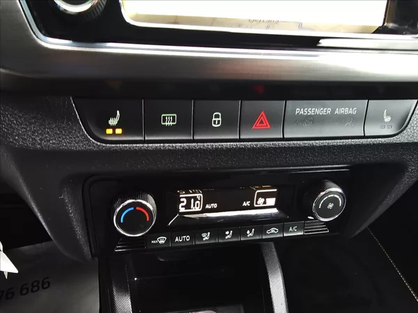 Škoda Fabia III 1,0 MPi55 KW Soleil - foto 19