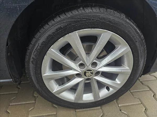 Škoda Fabia III 1,0 MPi55 KW Soleil - foto 37