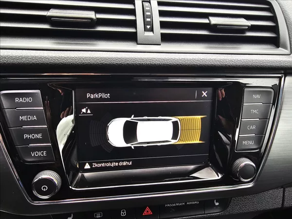 Škoda Fabia III 1,0 MPi55 KW Soleil - foto 43