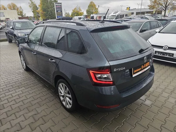 Škoda Fabia III 1,0 MPi55 KW Soleil - foto 8
