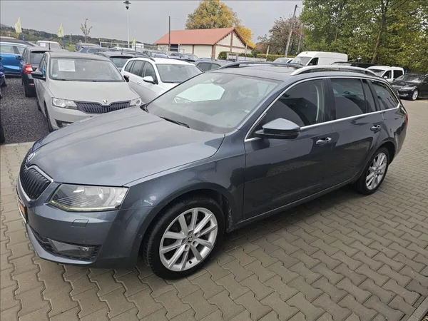 Škoda Octavia III 2,0TDi 110KW DSG Elegance - foto 10
