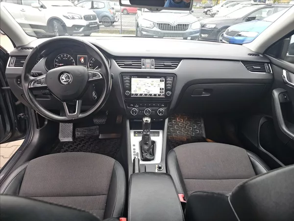 Škoda Octavia III 2,0TDi 110KW DSG Elegance - foto 28
