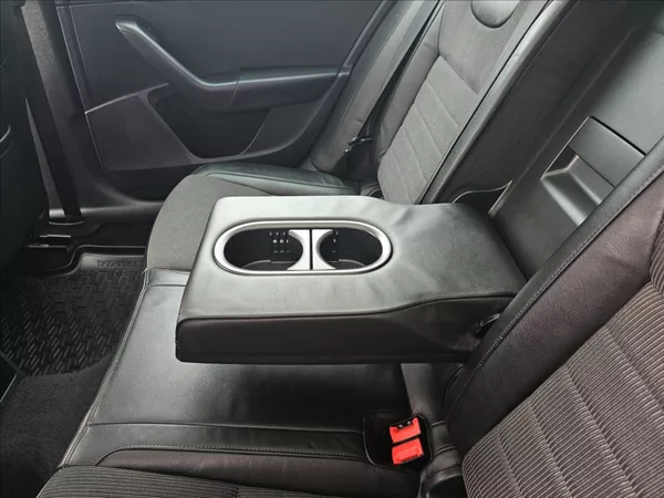 Škoda Octavia III 2,0TDi 110KW DSG Elegance - foto 30