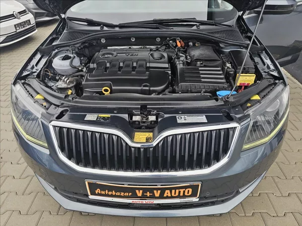 Škoda Octavia III 2,0TDi 110KW DSG Elegance - foto 47