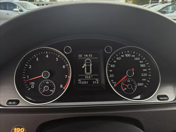 Volkswagen Passat B VII 1,4 TSi Comfortline - foto 16