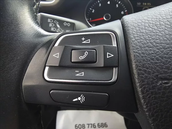 Volkswagen Passat B VII 1,4 TSi Comfortline - foto 17