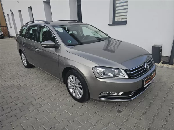 Volkswagen Passat B VII 1,4 TSi Comfortline - foto 4