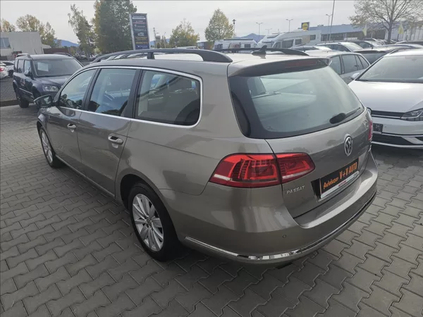 Volkswagen Passat B VII 1,4 TSi Comfortline - foto 8