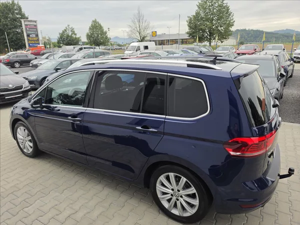 Volkswagen Touran 1,4 TSi 110KW DSG Highline 7MÍ - foto 10