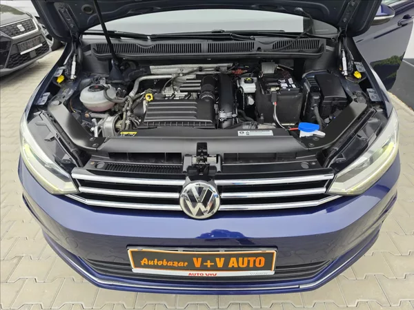 Volkswagen Touran 1,4 TSi 110KW DSG Highline 7MÍ - foto 48