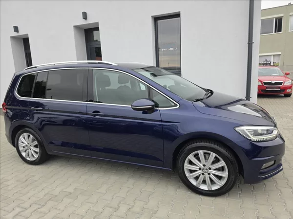 Volkswagen Touran 1,4 TSi 110KW DSG Highline 7MÍ - foto 5