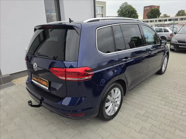 Volkswagen Touran 1,4 TSi 110KW DSG Highline 7MÍ - foto 7