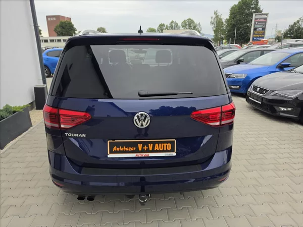 Volkswagen Touran 1,4 TSi 110KW DSG Highline 7MÍ - foto 8