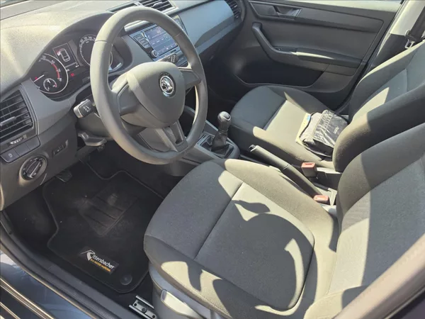 Škoda Fabia III 1,0TSi 70KW Cool + - foto 11
