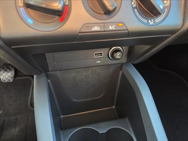 Škoda Fabia III 1,0TSi 70KW Cool + - foto 19